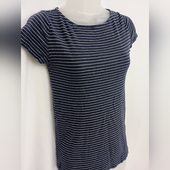 2/$30 Ralph Lauren Fitted Cap Sleeve Tee in Blue and White Nautical-(#548) - Picture 4 of 6